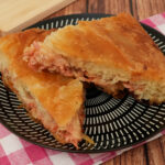 Burek tepsija pizza